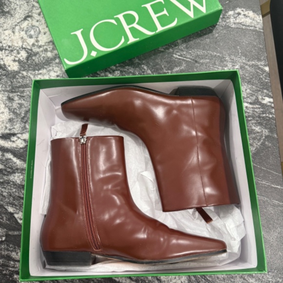 J Crew Square Toe Ankle Boots in Spazzolato Leather in Burnished Sienna. size 8. - Picture 3 of 9